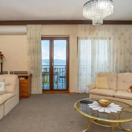 Milena 1 Opatija By Guide Apartamento *