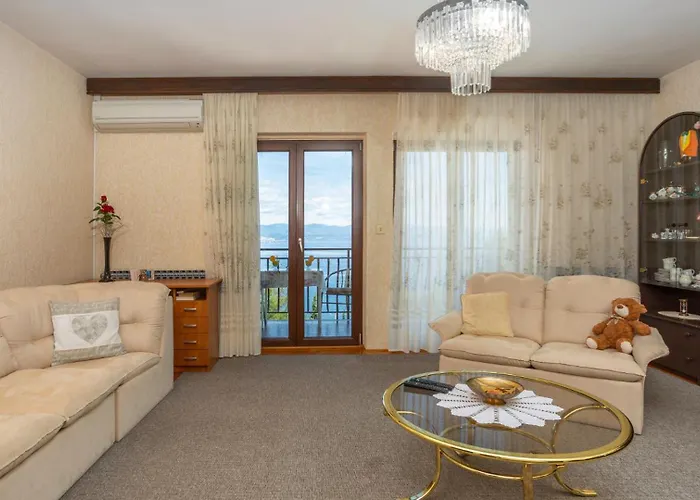 Milena 1 Opatija By Guide Apartment *